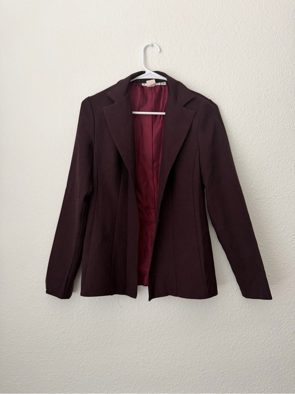 Windsor | Burgundy Women’s Tailored Blazer